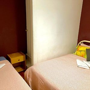 Budget Kamer met Twee Aparte Bedden